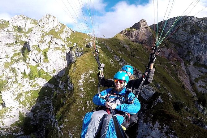 private-tandem-paragliding-in-soca-valley-3