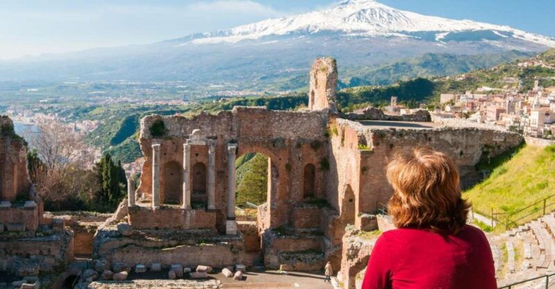 private-taormina-top-city-sights-walking-tour
