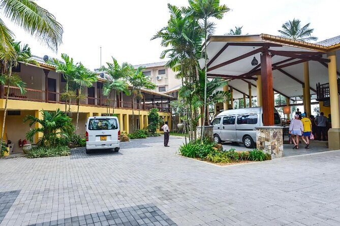 Private Taxi from Sri Lanka Airport (BIA-CMB) to Ahangama Hotels - Key Points