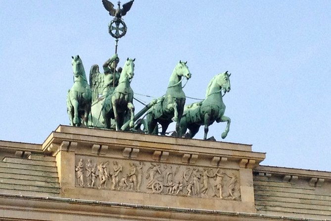 private-taxi-tour-of-berlin-east-and-west-and-neighbourhood-approx-4-6h