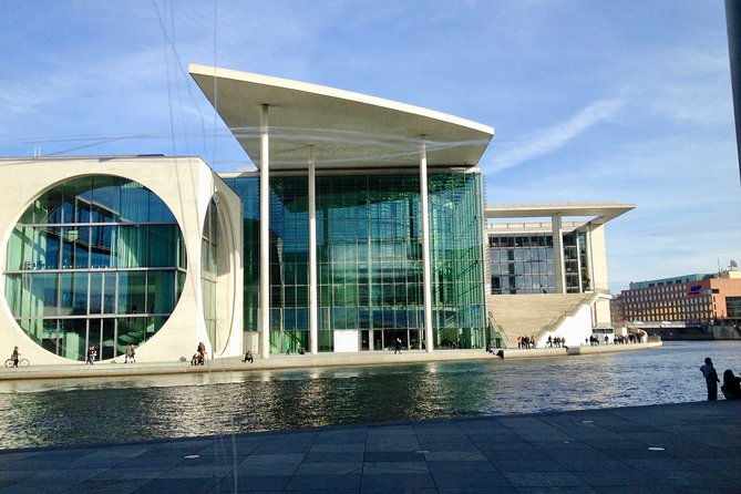 private-taxi-tour-of-berlin-east-and-west-and-neighbourhood-approx-4-6h