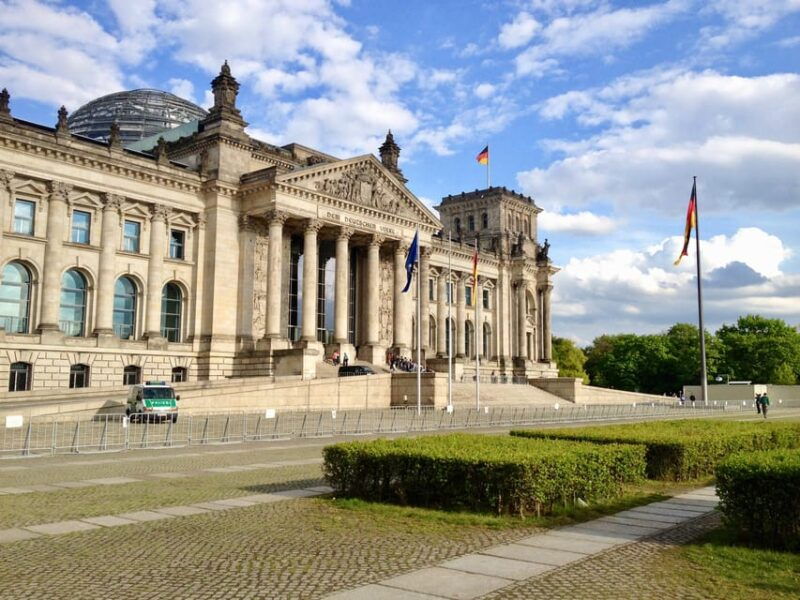 private-taxi-tour-through-berlin-east-and-west-and-kiez-5-6h