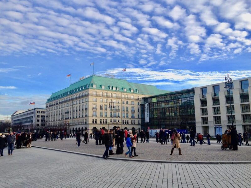 private-taxi-tour-through-berlin-east-and-west-and-kiez-5-6h