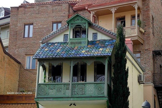 private-tbilisi-city-tour-and-dinner-with-folk-show