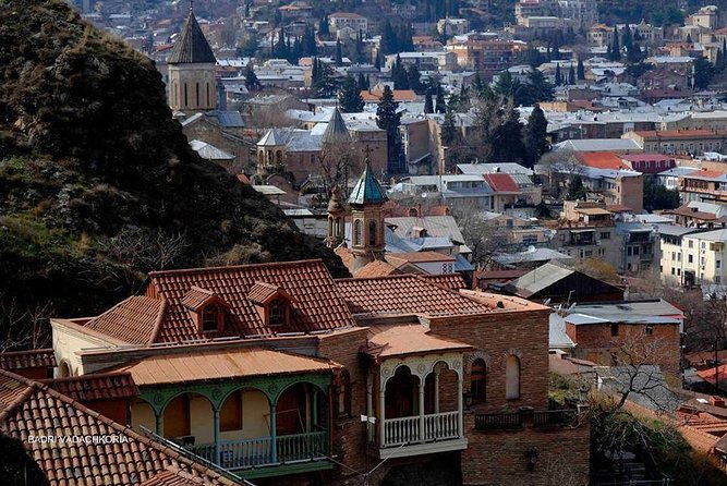 private-tbilisi-city-tour-and-dinner-with-folk-show
