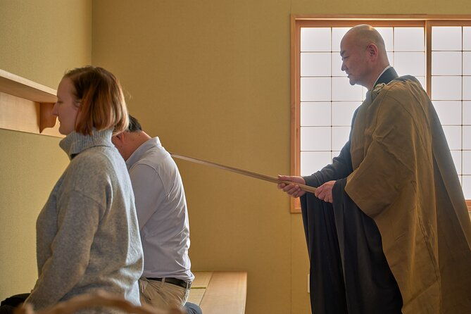 private-temple-tour-with-zazen-meditation