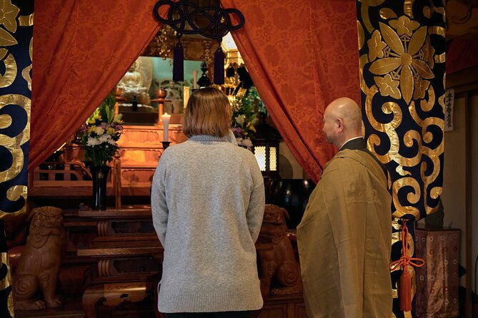 private-temple-tour-with-zazen-meditation