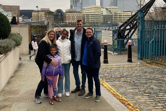 private-the-beatles-taxi-tour-in-london