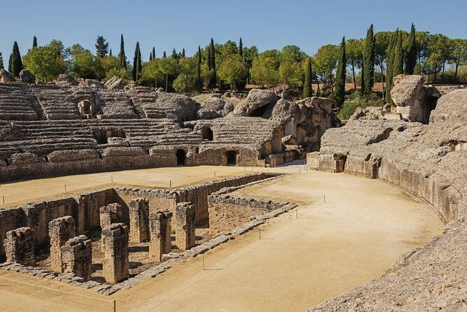 private-theatrical-journey-with-roman-emperor-in-italica
