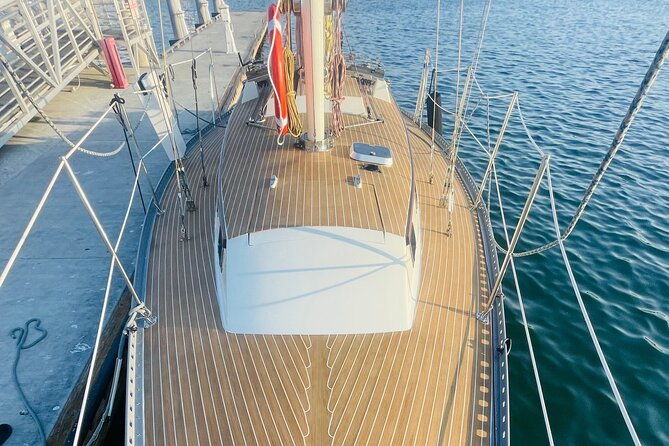 private-therapy-sailing-adventure
