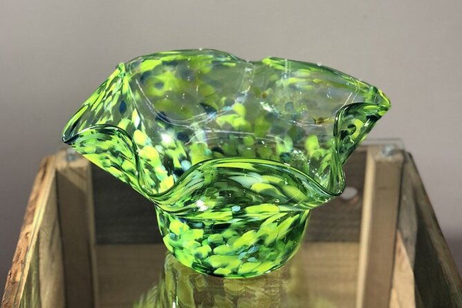 private-three-piece-glassblowing-lesson-for-up-to-6-people