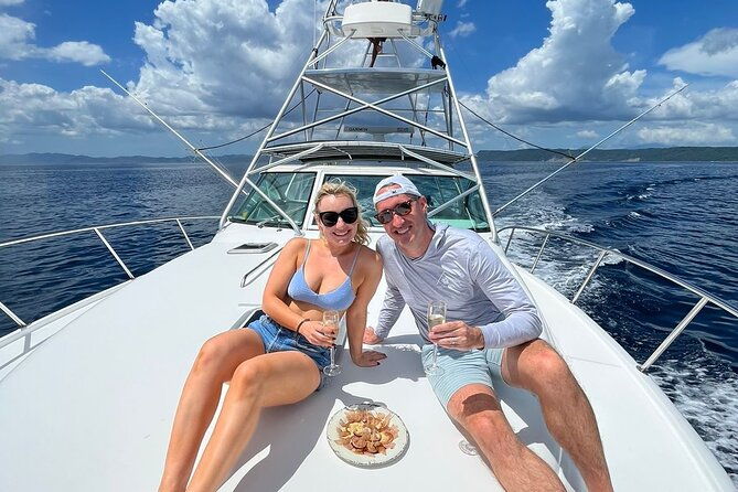 private-tiara-yach-40ft-half-day-activity-in-gulf-of-papagayo