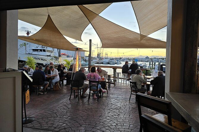 private-tiki-bar-crawl-by-water