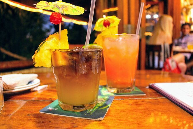 private-tiki-bar-sunset-cruise-in-honolulu