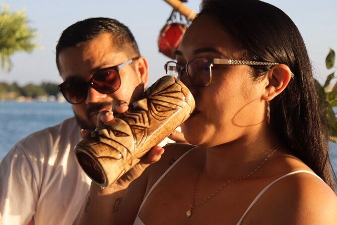 private-tiki-boat-experience-in-caye-caulker