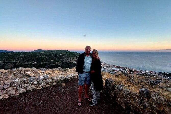 private-tiles-workshop-wine-tasting-and-sesimbra-tour-lisbon