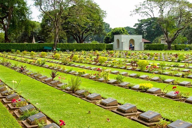 Private to Kanchanaburi via MaeKlong Train Market&Floating market - What Reviewers Say