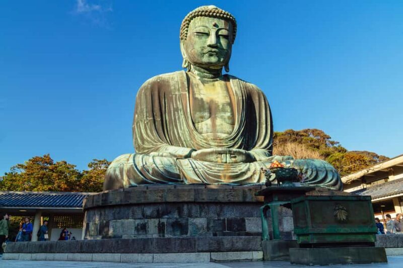 Private Tokyo Day Escape: Kamakura, Yokohama & Daikoku PA - Starting with Kamakura: Where History Meets Serenity
