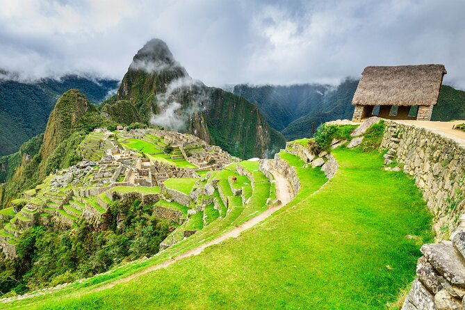private-tour-2-days-1-night-sacred-valley-and-machupicchu-by-train