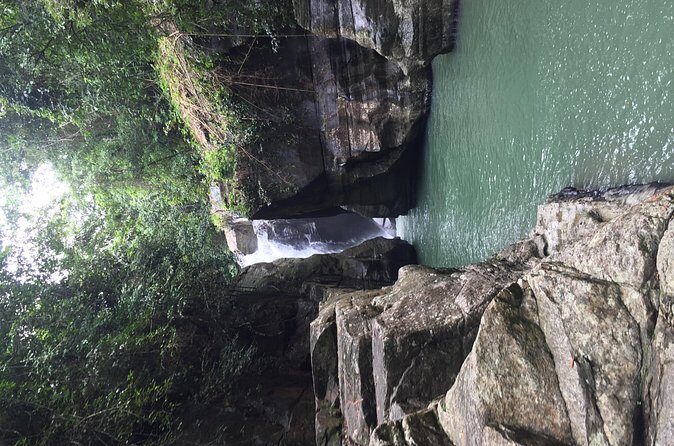 Private tour 4 days 3 nights Komodo on boat, waterfall and Rangko cave - FAQ