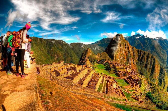 private-tour-6-day-cusco-machu-picchu-sacred-valley-rainbow-mountain