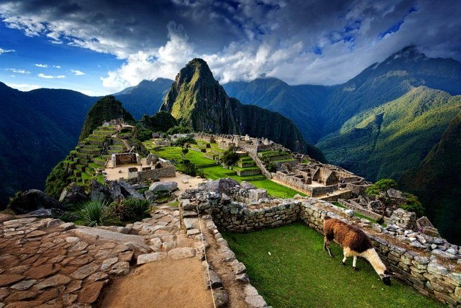 private-tour-6-day-cusco-machu-picchu-sacred-valley-rainbow-mountain