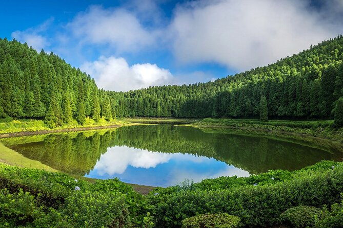 private-tour-all-of-the-west-sete-cidades-volcano