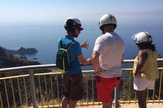 private-tour-amalfi-coast-by-vintage-vespa-from-naples-2