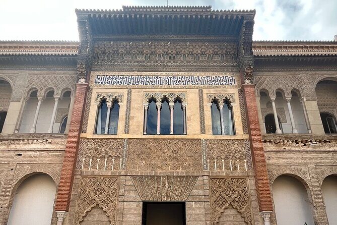 Private tour and tickets of Alcazar & Cathedral of Seville - Why This Tour Offers Great Value