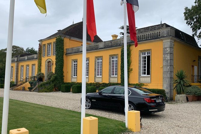 private-tour-and-visits-on-the-medoc-castle-route-luxury-minivan