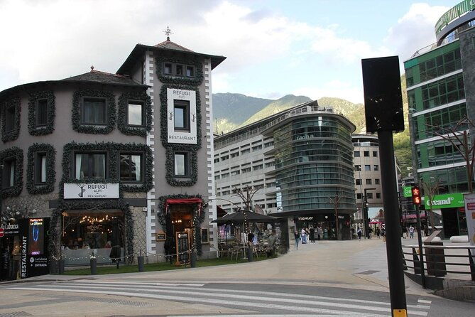 private-tour-andorra-la-vella-old-town-and-commercial-hub