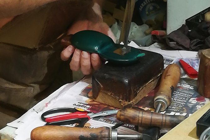 private-tour-around-local-handcrafts