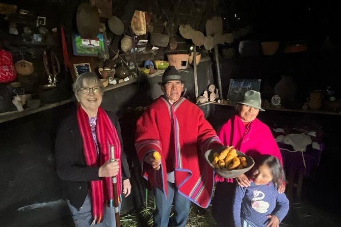 private-tour-at-cotopaxi-and-quilotoa-one-day-include-paint-class-2