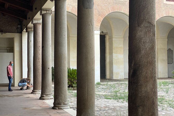 private-tour-at-underground-temples-of-st-clements-basilica