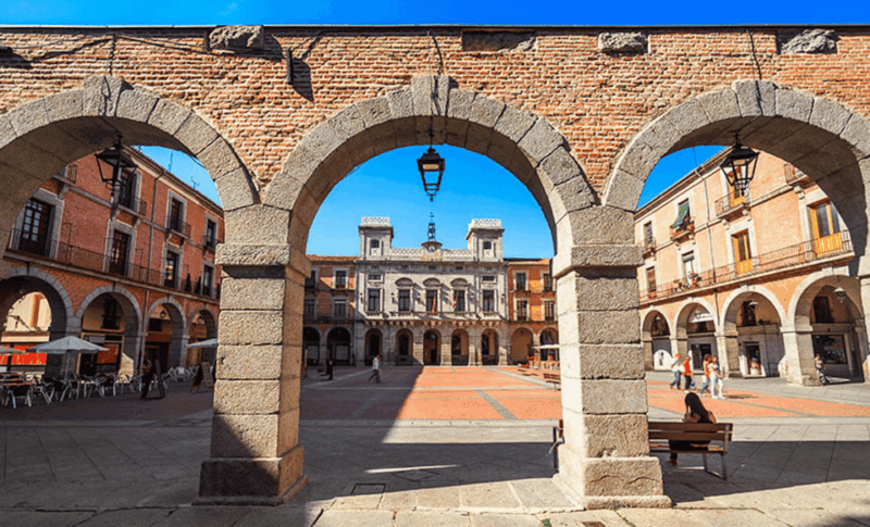private-tour-avila-and-segovia-from-madrid-with-hotel-pickup