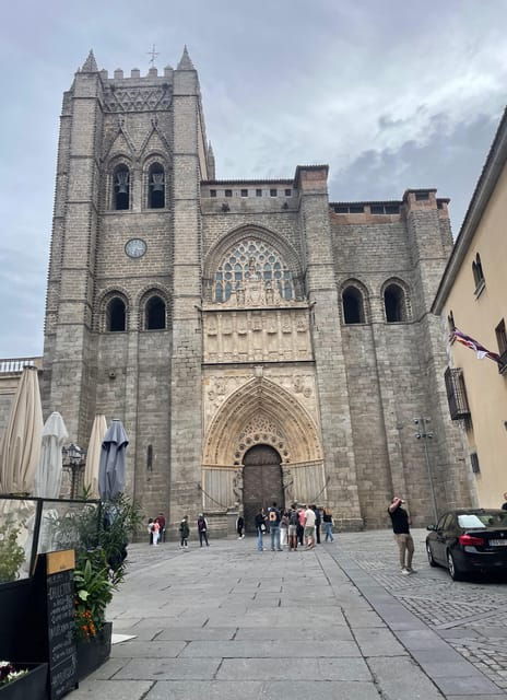 private-tour-avila-and-segovia-from-madrid-with-hotel-pickup