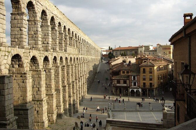private-tour-avila-and-segovia-with-hotel-pickup