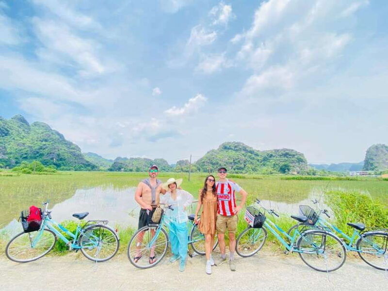 private-tour-bai-dinh-trang-an-mua-cave-bich-dong-temple