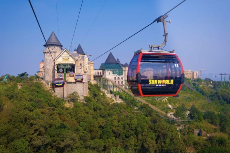 private-tour-bana-hills-with-golden-hand-bridge