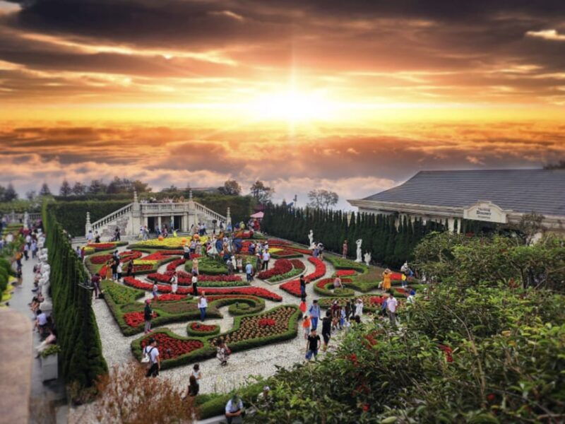 private-tour-bana-hills-with-golden-hand-bridge