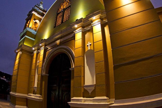 private-tour-barranco-sightseeing-tour-including-osma-museum-dedalo-store-and-the-bridge-of-sighs