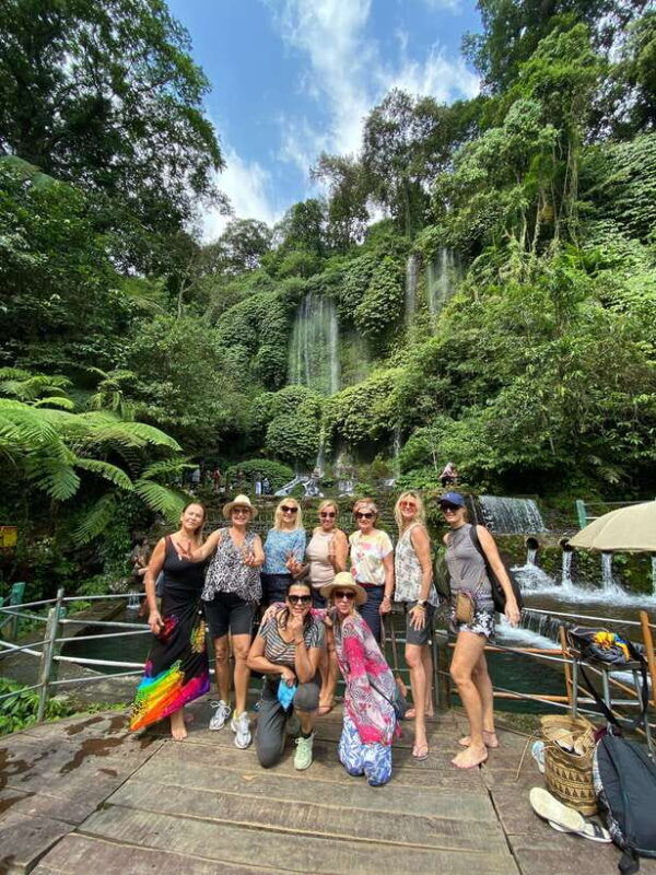 private-tour-benang-stokel-kelambu-waterfalls-sukarara