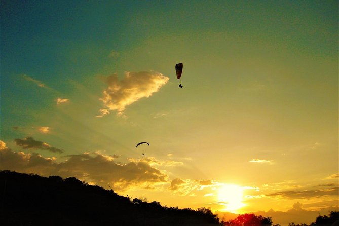 private-tour-bucaramanga-paragliding-adventure