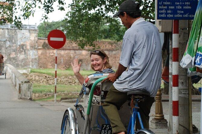 Private Tour by Cyclo Exclusive of Historical Sites - Discovering Hue on a Cyclo: What to Expect