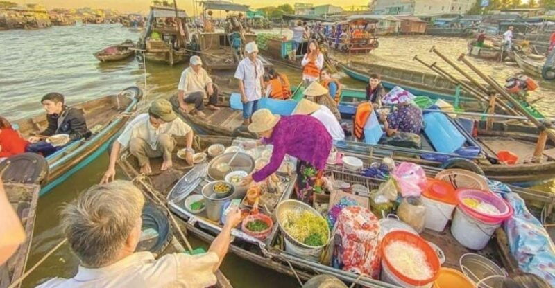 private-tour-cai-rang-floating-market-in-can-tho-1-day