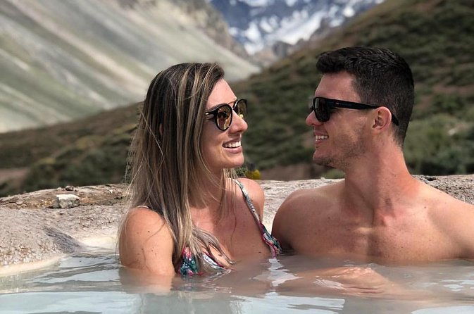 private-tour-cajon-del-maipo-and-natural-hot-springs