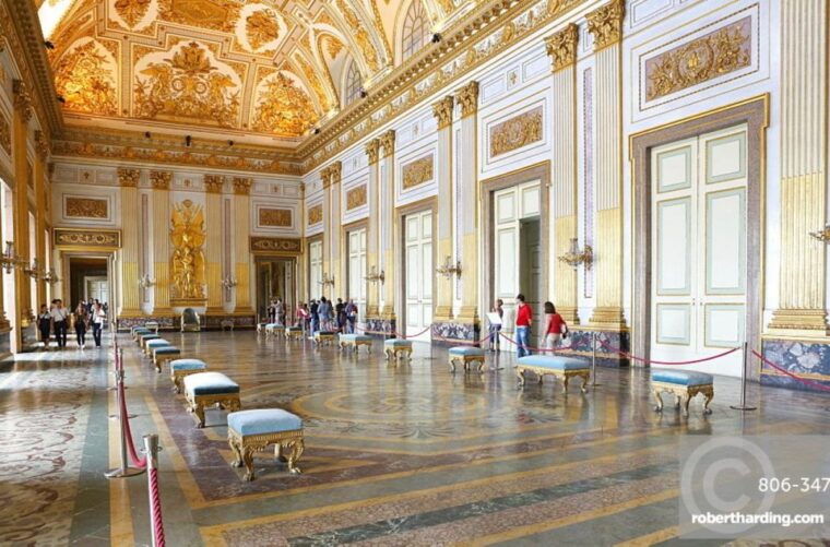private-tour-caserta-royal-palace-outlet-shopping
