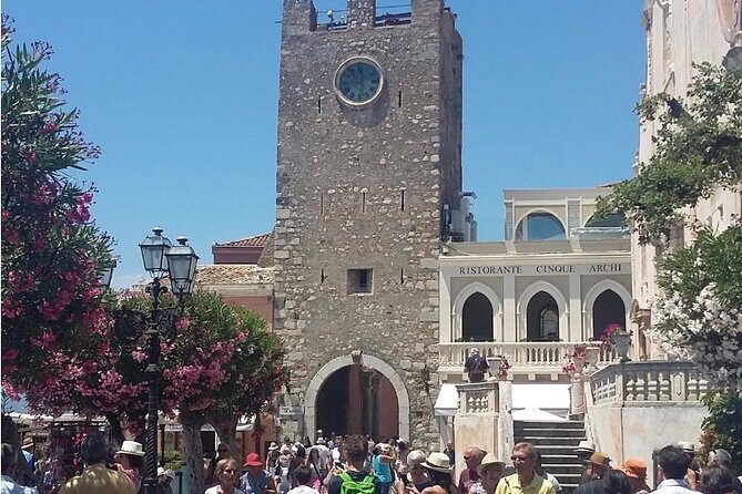 Private Tour Castelmola, Taormina and Messina. Departure from Messina - FAQ