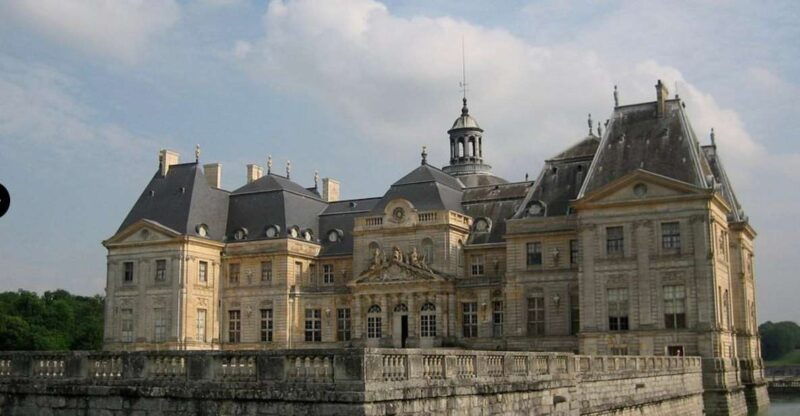 private-tour-chateaux-of-vaux-le-vicomte-fontainebleau
