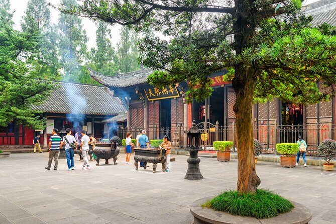 Private Tour Chengdu Pandas, Tea & Ancient Streets - Key Points